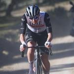 Pogacar, en solitario.