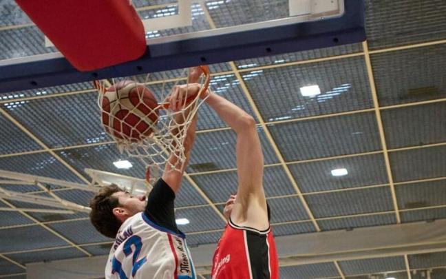 Ordoñez haciendo un mate.