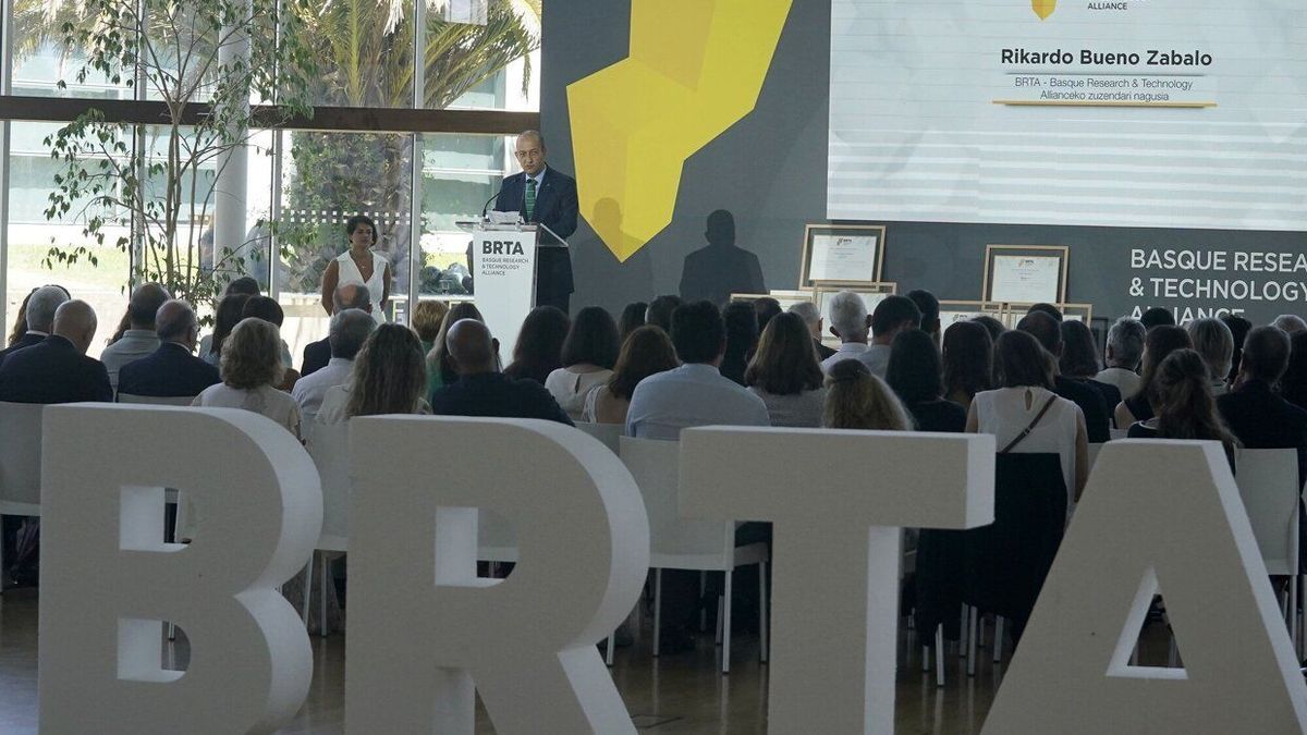 Intervención del director de BRTA en la entrega de premios en Donostia.