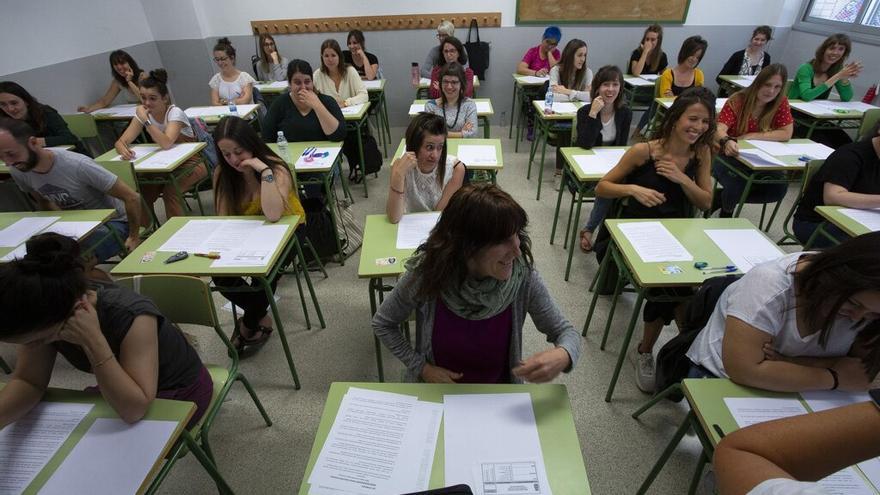 Maestras, antes de enfrentarse al examen de la oposición de 2019.