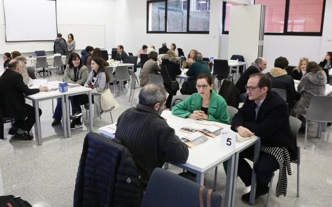 Jornada de puertas abiertas en el campus de Donostia de la Universidad de Deusto. Jornada de puertas abiertas en el campus de Donostia de la Universidad de Deusto.