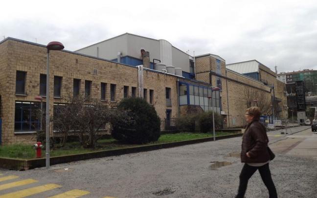 Fachada del polideportivo de Hernani