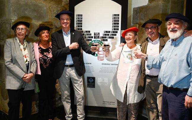 El brindis ha puesto el broche de oro al acto celebrado en el edificio La Bolsa.