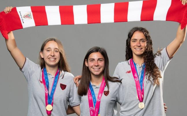 Las campeonas Ane Elexpuru, Clara Pinedo, Maite Zubieta y Amaia Mart&iacute;nez
