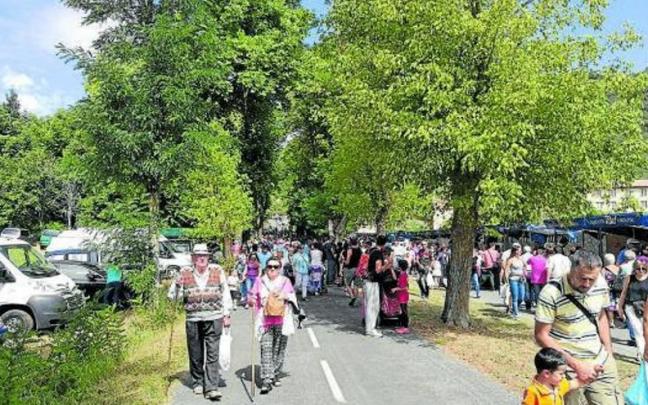 Imagen de una edici&oacute;n anterior de la Feria de Angosto.