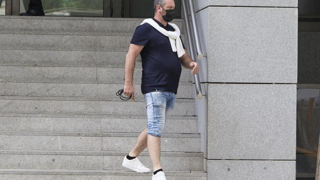 El sobrino del patrón del 'Villa de Pitanxo', Eduardo Rial, a su salida tras declarar en la Audiencia Nacional. El sobrino del patrón del 'Villa de Pitanxo', Eduardo Rial, a su salida tras declarar en la Audiencia Nacional.