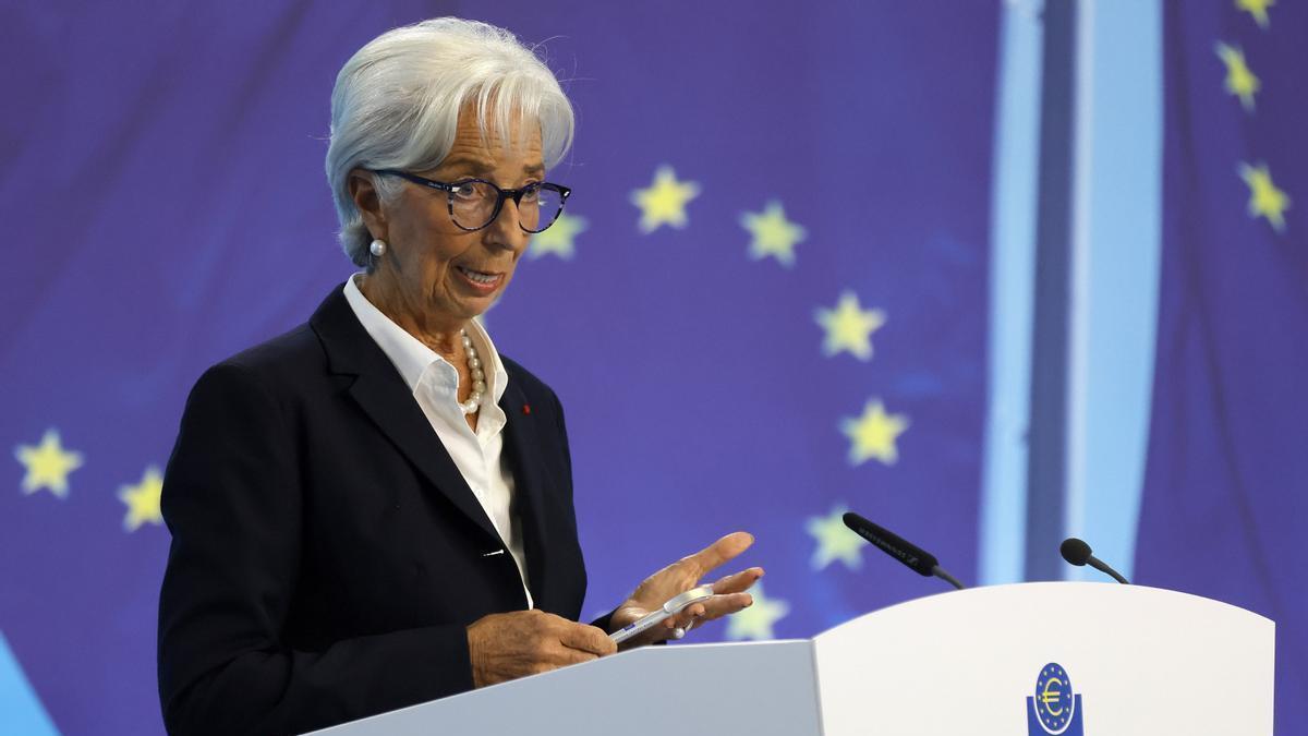 Christine Lagarde comparece tras la reunión del BCE.