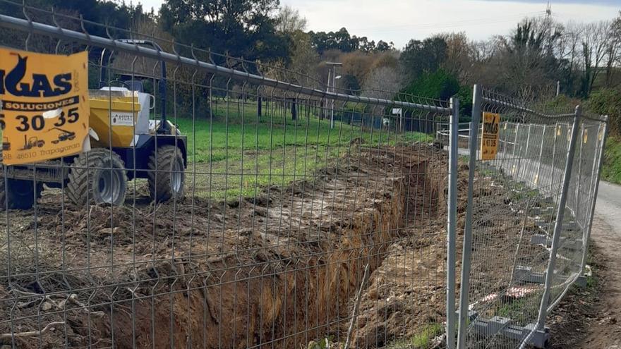 Maquinaria sobre el terreno en el barrio de Garai.