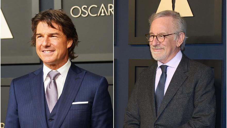 Tom Cruise y Steven Spielberg en la gala de nominados a los Oscars.