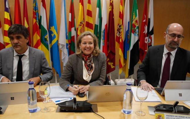 La vicepresidenta primera del Gobierno español, Nadia Calviño, en la Conferencia Sectorial sobre el clima de negocios de este lunes con las comunidades autónomas