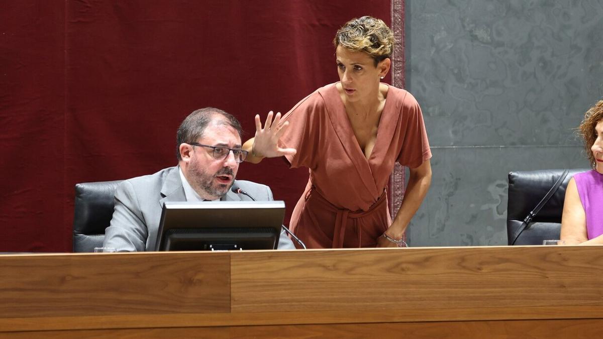 María Chivite, en el Pleno del Parlamento de Navarra