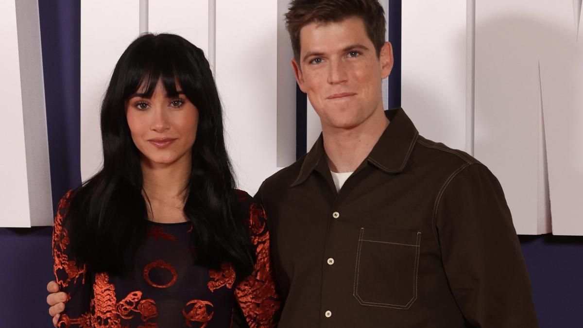 Aitana y Miguel Bernardeau en la presentación de la serie 'La última'.