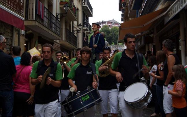 Imagen de archivo de unas pasadas fiestas de San Salvador en Getaria