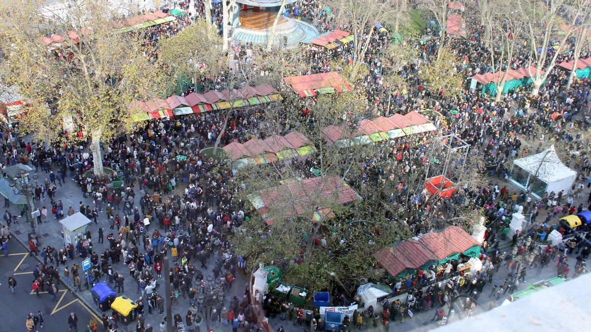 Vista aérea de la última edición de Santo Tomás celebrada en El Arenal de Bilbao en el año 2019.