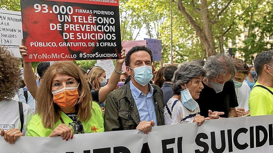 Una manifestación exigiendo un plan contra los suicidios. Foto: E. P.