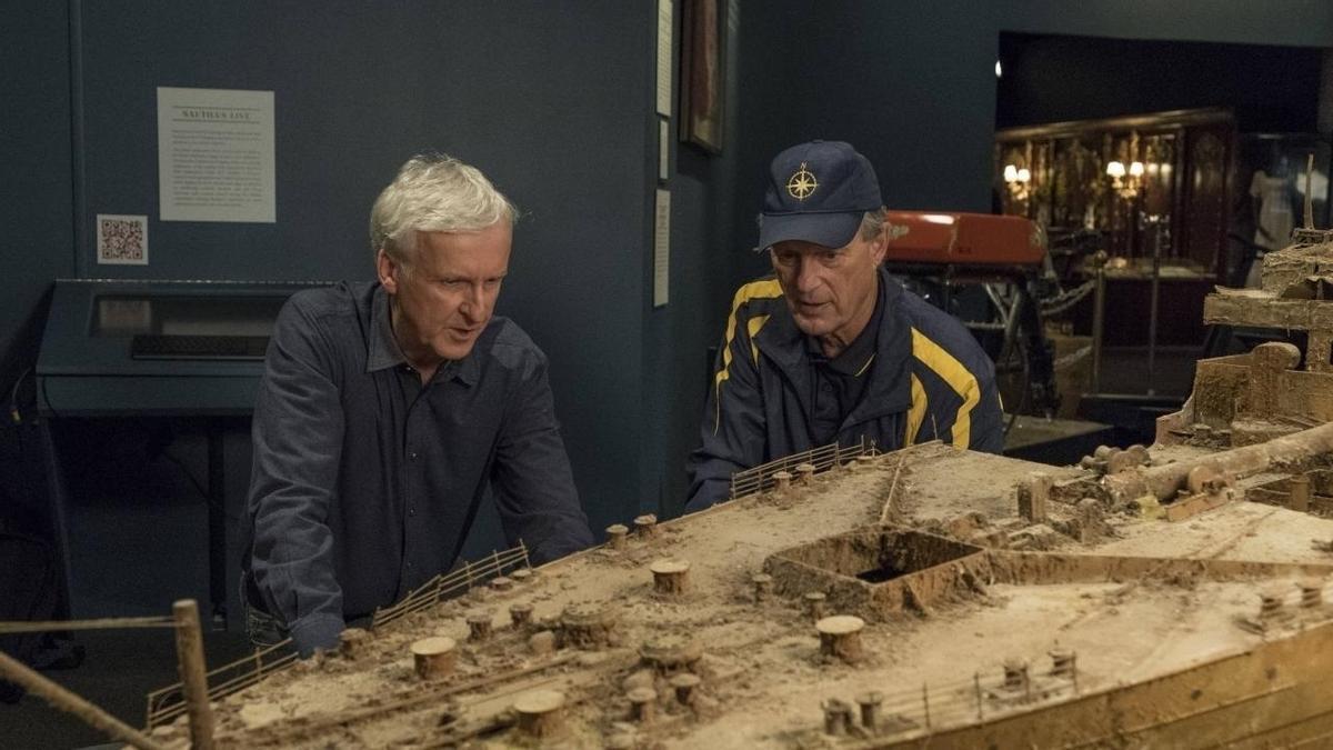 James Cameron festejó su cumpleaños bajo el agua