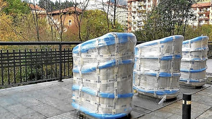 Nuevos equipos para la recogida neumática en Laudio junto al río Nervión.