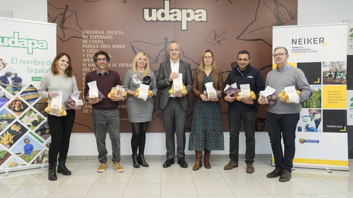 Representantes de NEIKER y UDAPA, este lunes