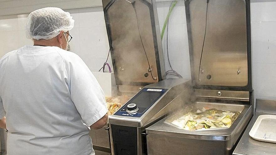 El HUA estrena cocina por Navidad