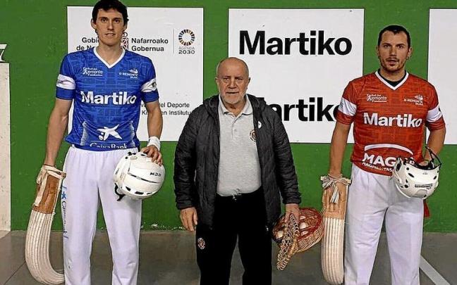 Otano (izquierda) y Uterga (derecha), antes del partido del viernes. | FOTO: FUNDACIÓN REMONTE Otano (izquierda) y Uterga (derecha), antes del partido del viernes. | FOTO: FUNDACIÓN REMONTE