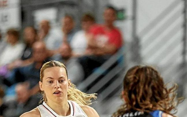 El IDK Euskotren plant&oacute; cara al Asvel Lyon. | FOTO: N.G.