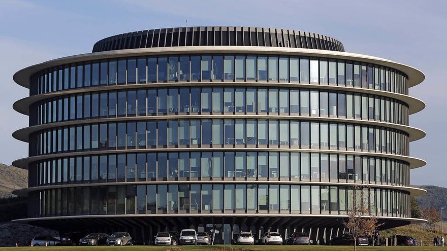 Fachada del edificio de Siemens Gamesa en Sarriguren