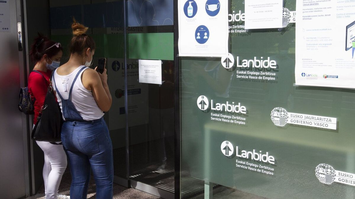 Oficina de Lanbide en el barrio de Zaramaga