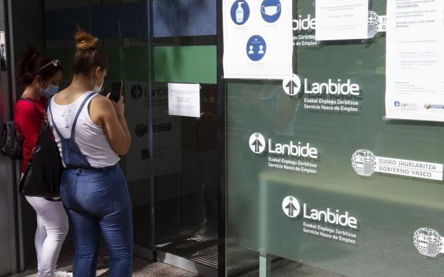 Oficina de Lanbide en el barrio de Zaramaga