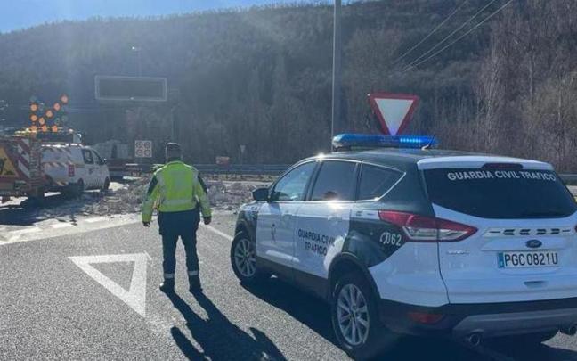 Imagen del dispositivo para regular y limpiar la v&iacute;a