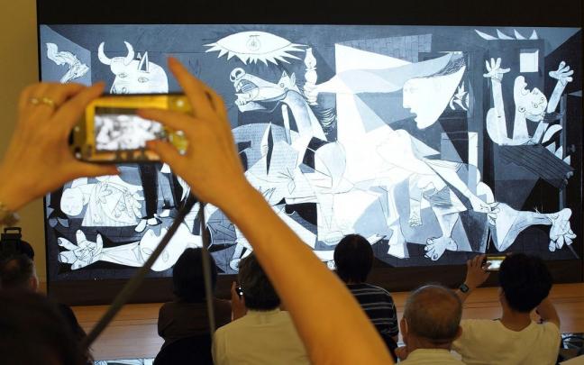 El ‘Guernica’ llega a Tokio en pantalla gigante El ‘Guernica’ llega a Tokio en pantalla gigante
