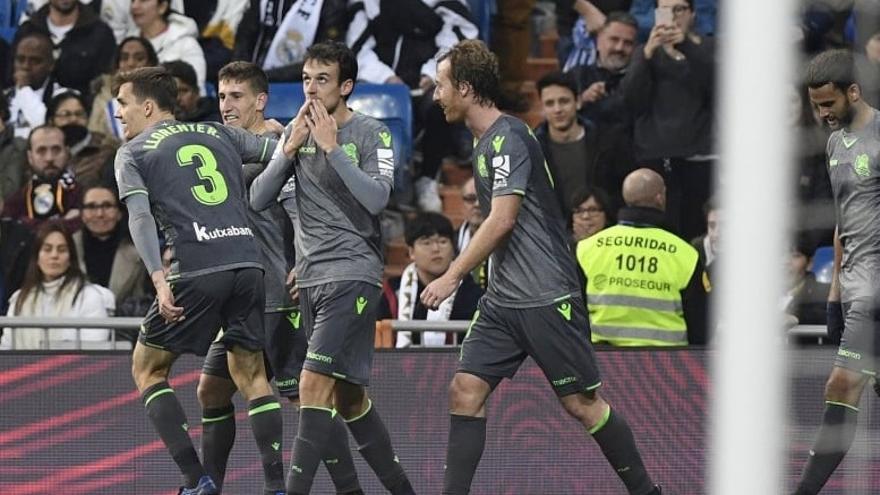 Llorente, Aihen, Pardo, Zurutuza y Willian José, durante el festejo del 0-2 del riojano.