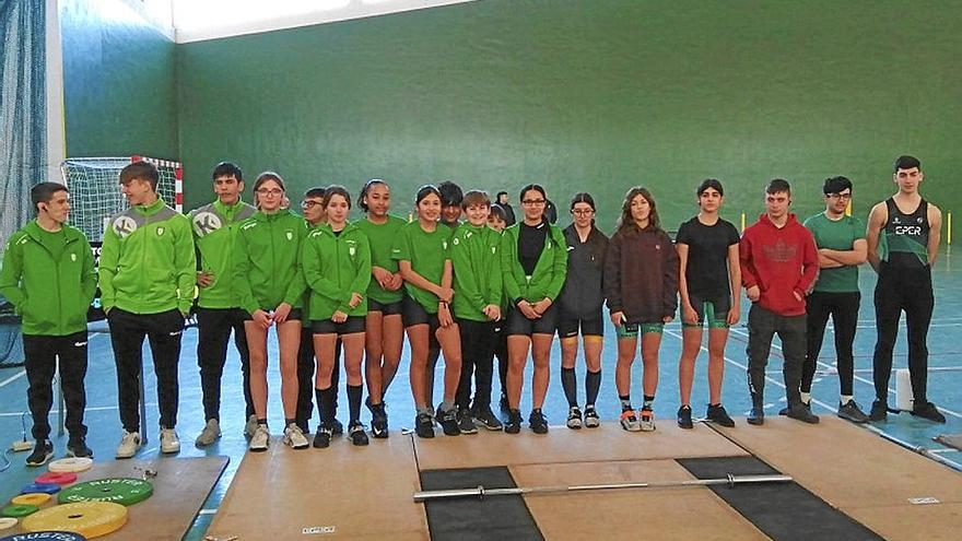 Algunos de los cadetes que disputaron el Campeonato.