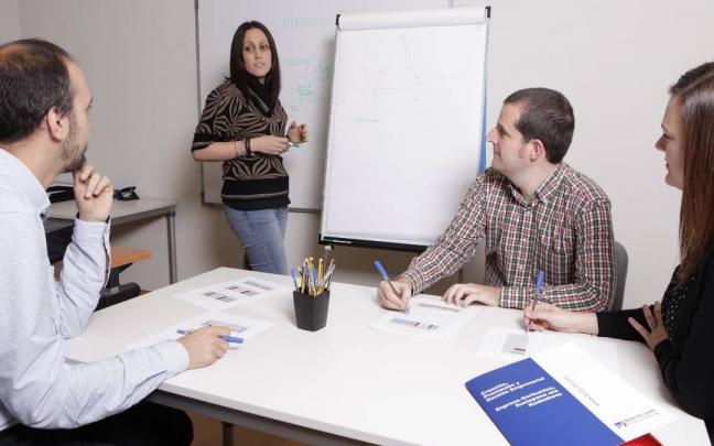 La formaci&oacute;n interna de su equipo de profesionales y externa es clave en la actividad de esta consultora.
