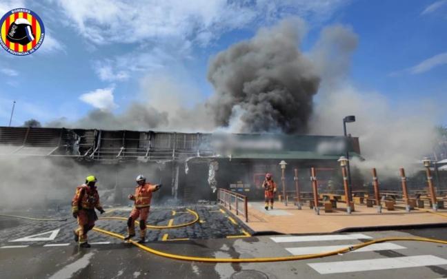 Imagen del incendio. Imagen del incendio.