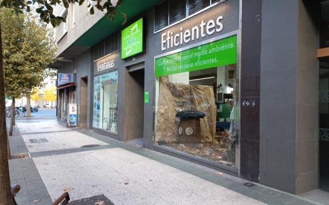 El comercio está ubicado en la calle Reyes Católicos de Vitoria