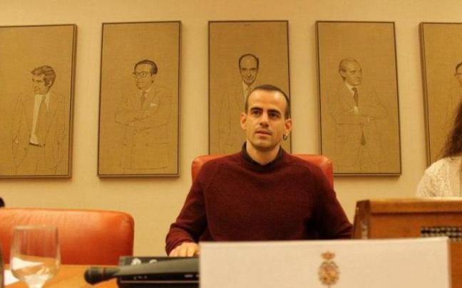 El hasta ahora diputado de Izquierda Unida, Miguel Ángel Bustamante. El hasta ahora diputado de Izquierda Unida, Miguel Ángel Bustamante.