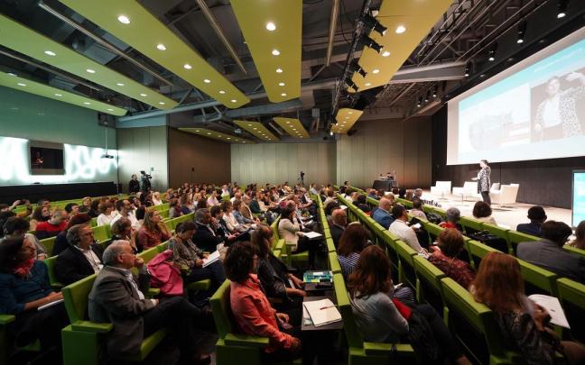 Mentoring Bilbao ekimenaren barruan egindako hitzaldi bat.