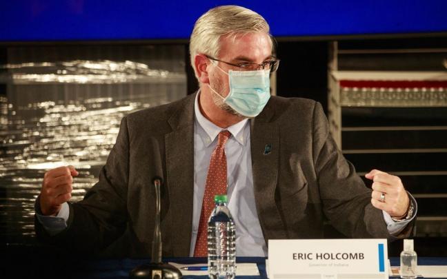 El gobernador de Indiana, Eric Holcomb