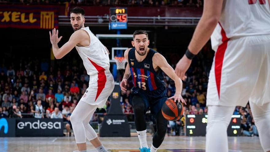 Satoransky entra a canasta, durante el duelo ante el Basquet Girona