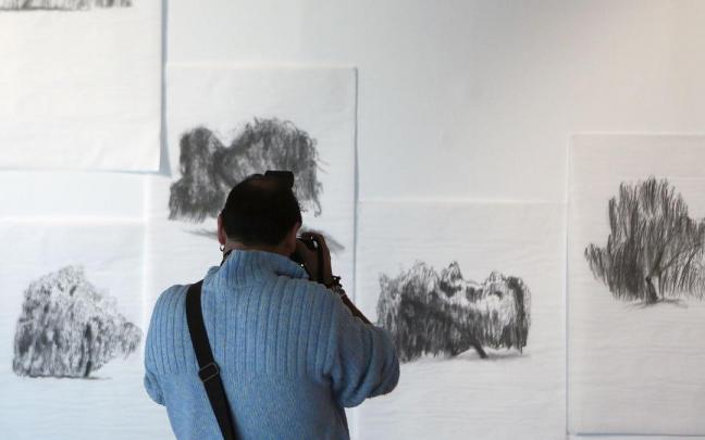 Kimia Kamvari ha inaugurado la exposici&oacute;n 'Alef' en el Museo San Telmo.