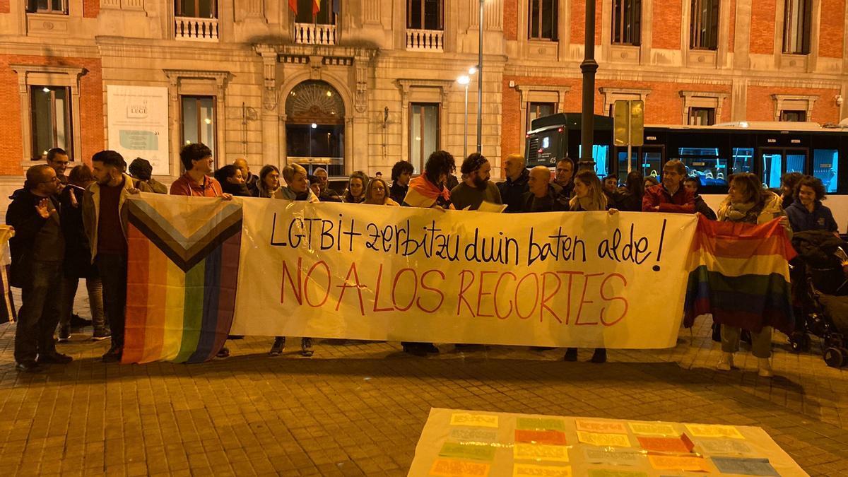 Concentración de los colectivos LGTBI+.