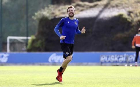 Asier Illarramendi, durante el entrenamiento de este lunes. Asier Illarramendi, durante el entrenamiento de este lunes.