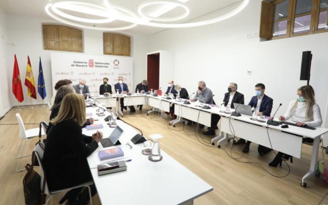Chivite preside la reunión del Consejo de Diálogo Social celebrada en el Palacio de Navarra