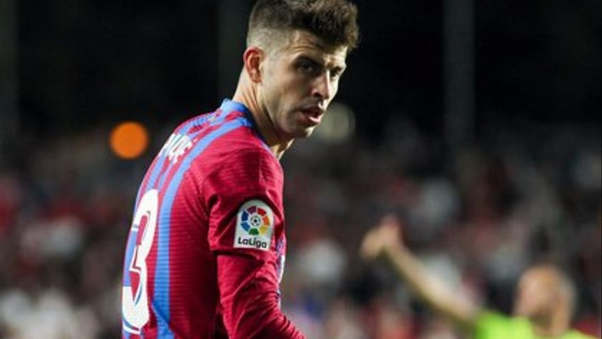 Gerard Piqué durante un partido con el Barça.