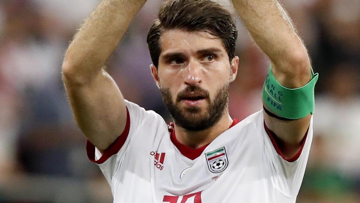 Karim Ansarifard, en un partido con la selección de Irán.