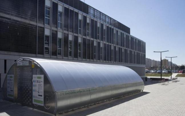 Imagen de archivo del parking de bicis en la Biblioteca y Filmoteca de Navarra