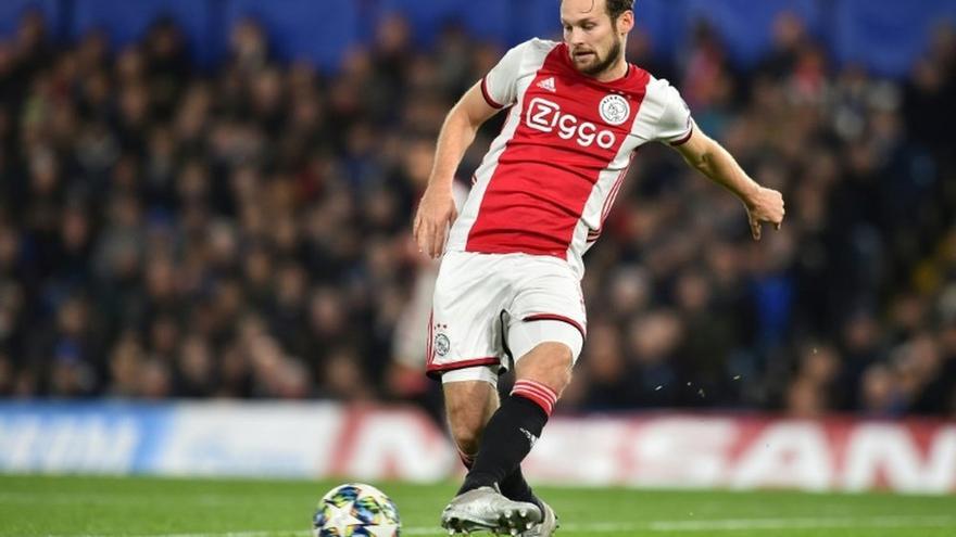 Daley Blind, durante un partido con el Ajax.