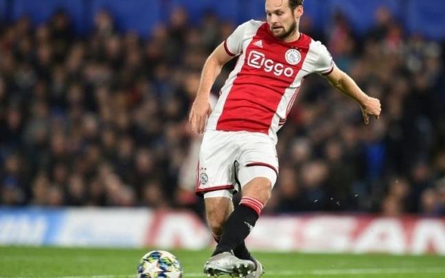 Daley Blind, durante un partido con el Ajax. Daley Blind, durante un partido con el Ajax.