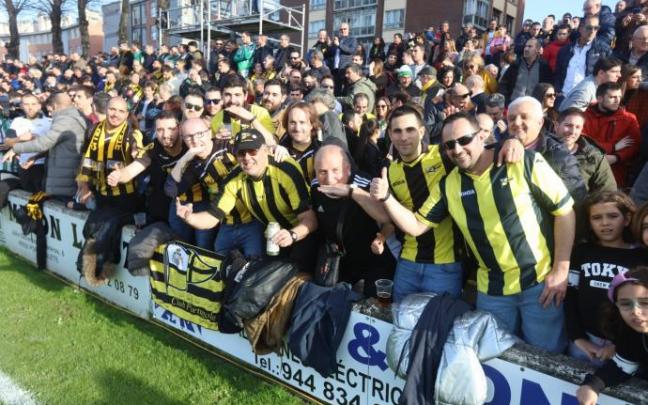 El Portugalete y su afición darán hoy su merecido homenaje a los quince socios y socias de mayor antigüedad y más edad.