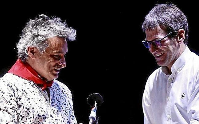 Joseba Fiestras ejerci&oacute; ayer a la noche de pregonero.